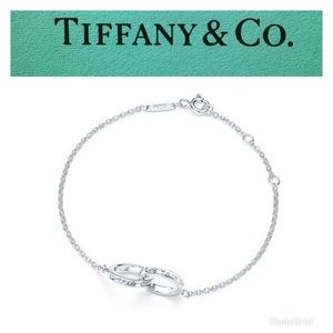 NWOT TIFFANY CIRCLE INTERLOCKING BRACELET